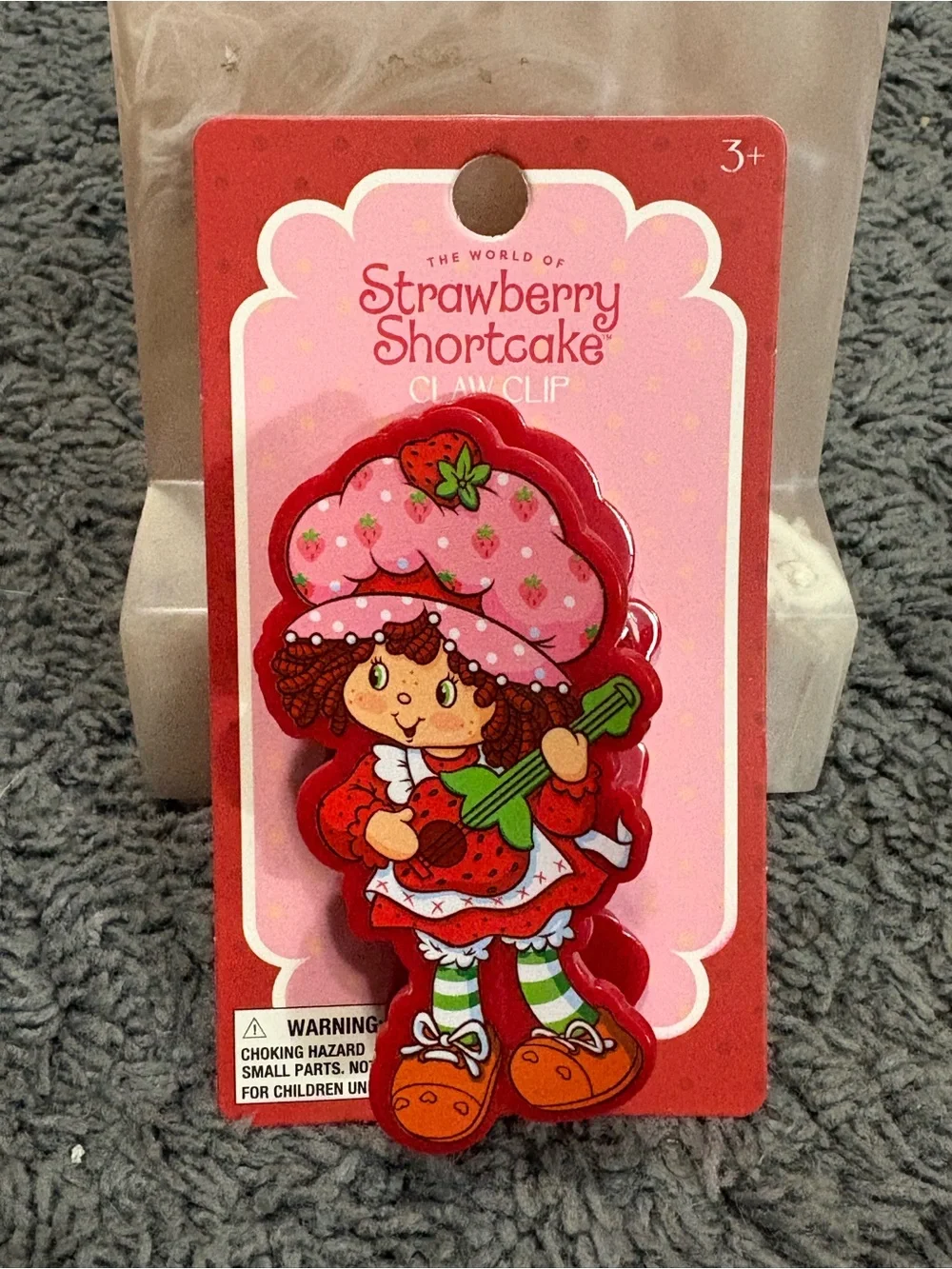 NWT Strawberry Shortcake playing a strawberry guitar themed hair claw clip